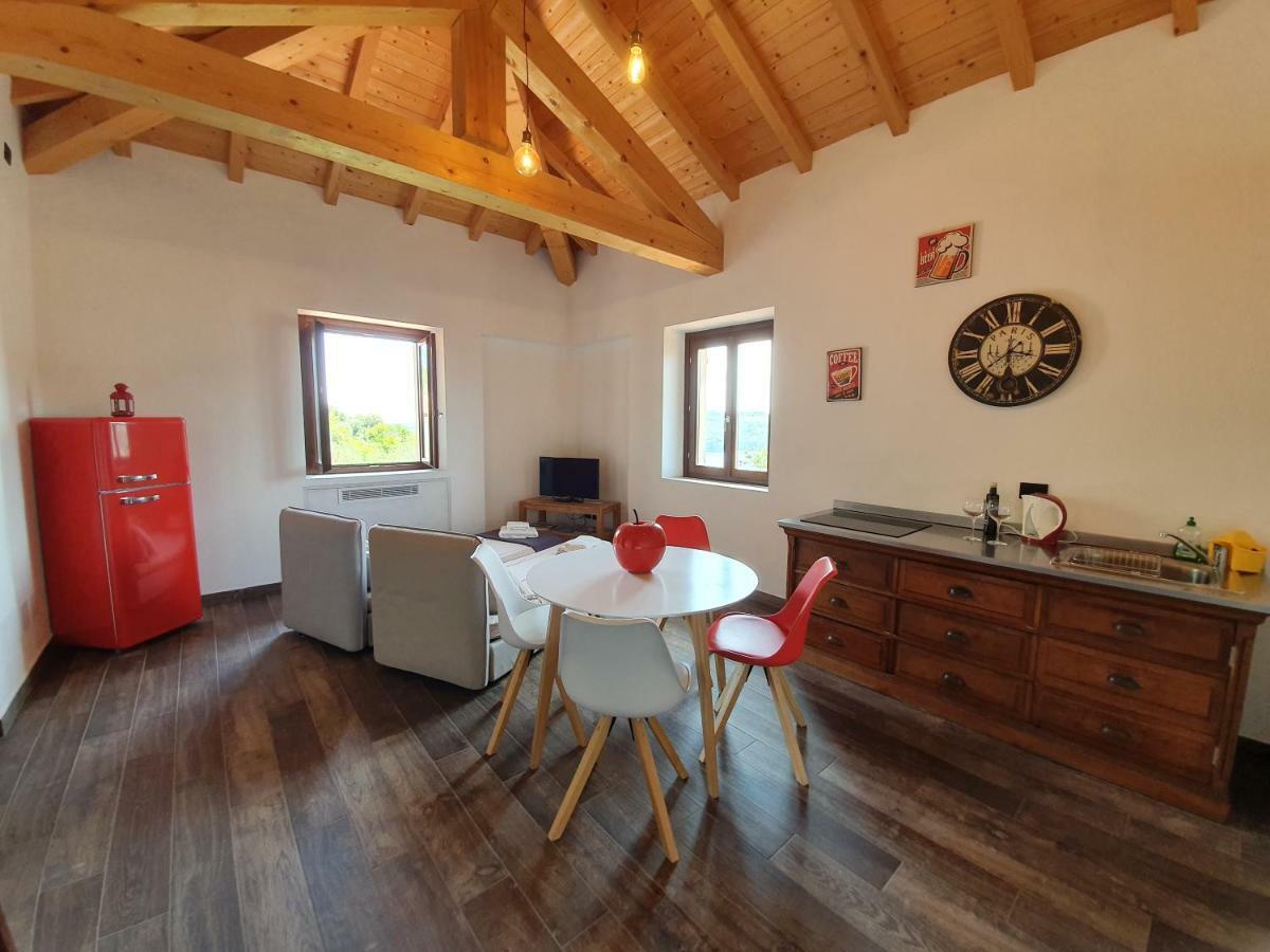 Agriturismo Podere Nigriano Salò Buitenkant foto