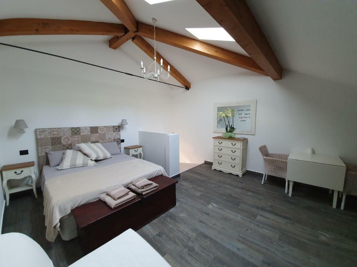 Agriturismo Podere Nigriano Salò Buitenkant foto